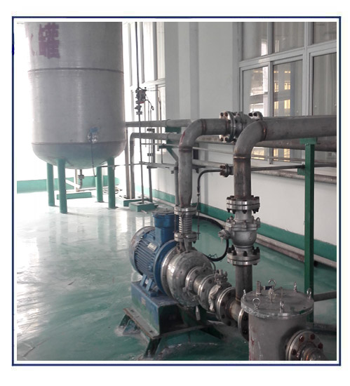 一種高科技粉碎研磨設(shè)備名稱(chēng):錐體弧型膠體磨